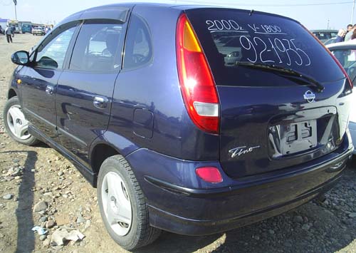 Nissan Tino