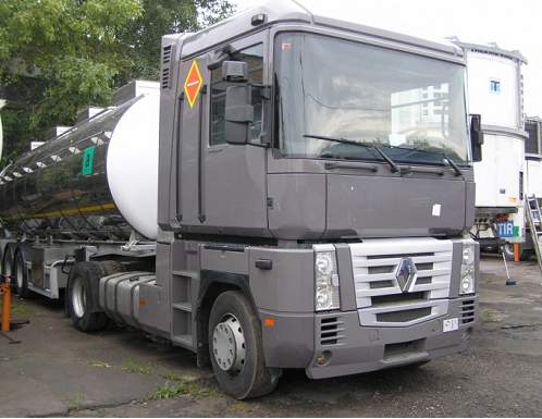 Renault Magnum